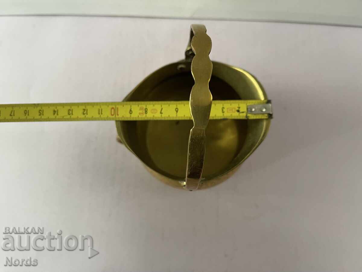 Livrarea Coșuleț din alamă Livrarea Coșuleț din alamă