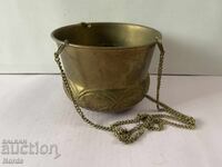 Μεταλλική κρεμαστή γλάστρα