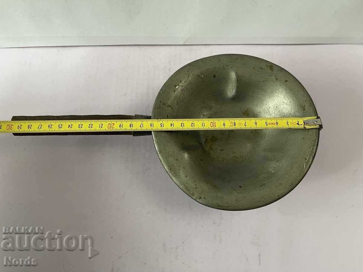 Tigăiță metalică cu mâner de lemn - 5 Tigăiță metalică cu mâner de lemn - 5