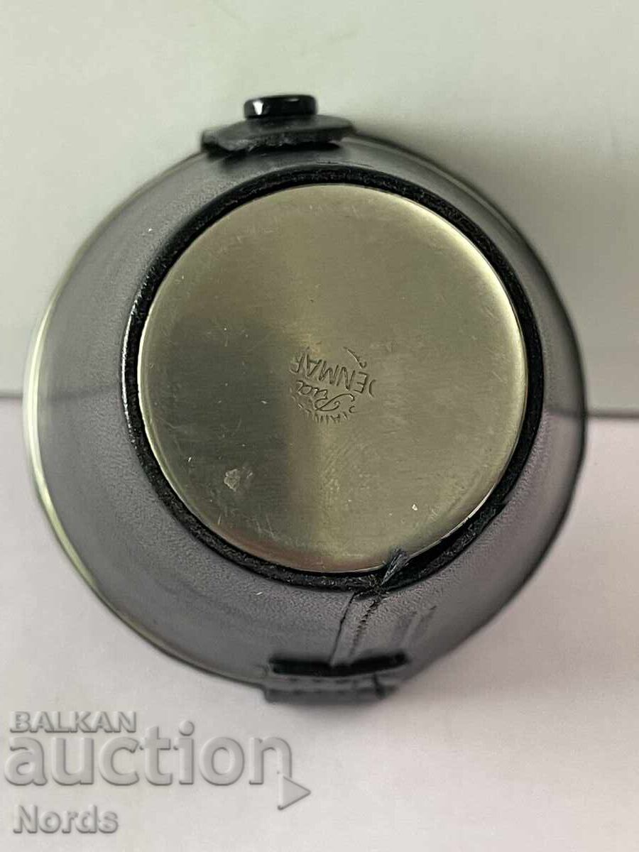 Cești metalice daneze cu preț € 0.01 | 0.02 BGN Cești metalice daneze cu preț € 0.01 | 0.02 BGN