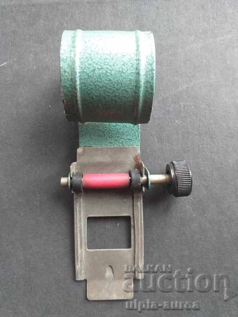 Parte dintr-un aparat de proiecție social cu preț € 1.50 | 2.93 BGN