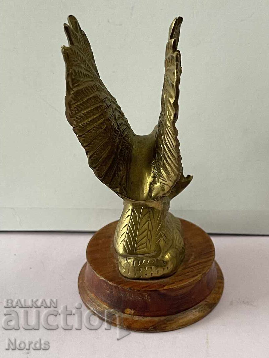 Livrarea Vultur de alamă Livrarea Vultur de alamă