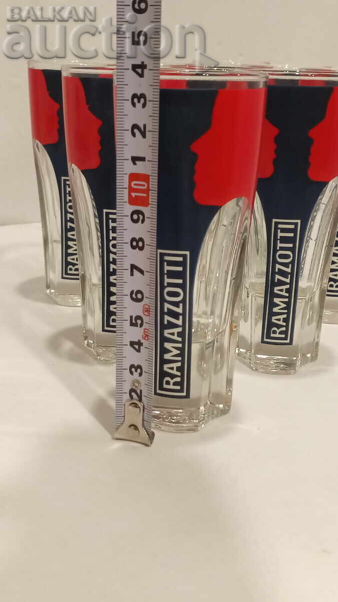 Чаши 9 броя Ramazzotti с цена € 13.00 | 25.43 лв. Чаши 9 броя Ramazzotti с цена € 13.00 | 25.43 лв.