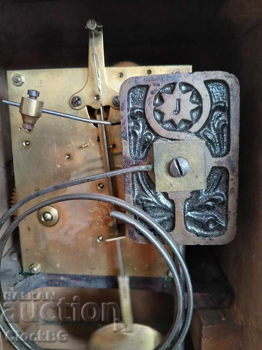 Аукцион Antick german clock Junghans18 century Аукцион Antick german clock Junghans18 century