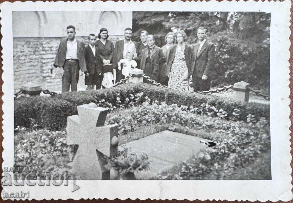 Μπογιάνα τάφος της Τσαρίτσας Ελεονώρας 1941 god Μπογιάνα τάφος της Τσαρίτσας Ελεονώρας 1941 god