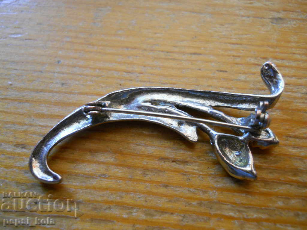 Broșă veche (argintare și aurire) cu preț € 3.00 | 5.87 BGN