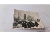 Снимка Йоглавъ Младежи и девойки в парка през зимата