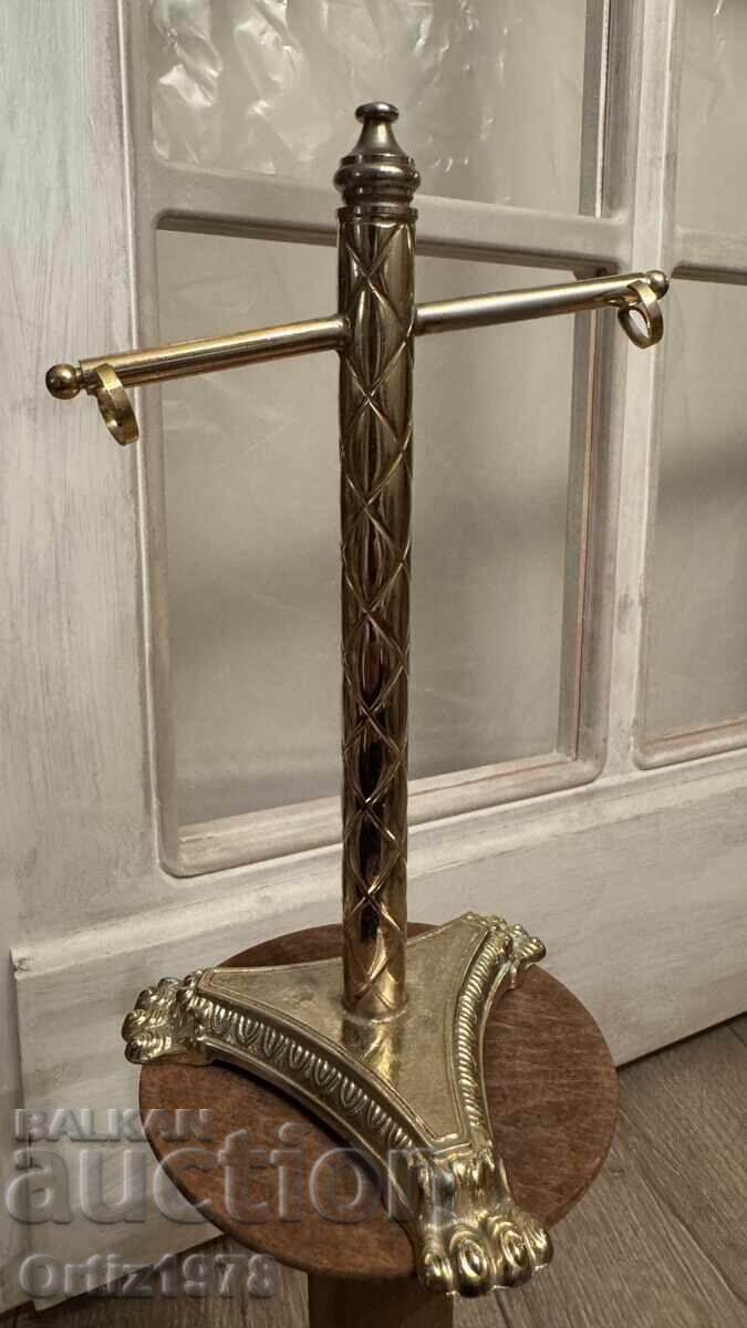 Αντίκα μπρούτζινη βάση κοσμημάτων – στυλ Chippendale, σπάνια! Αντίκα μπρούτζινη βάση κοσμημάτων – στυλ Chippendale, σπάνια!