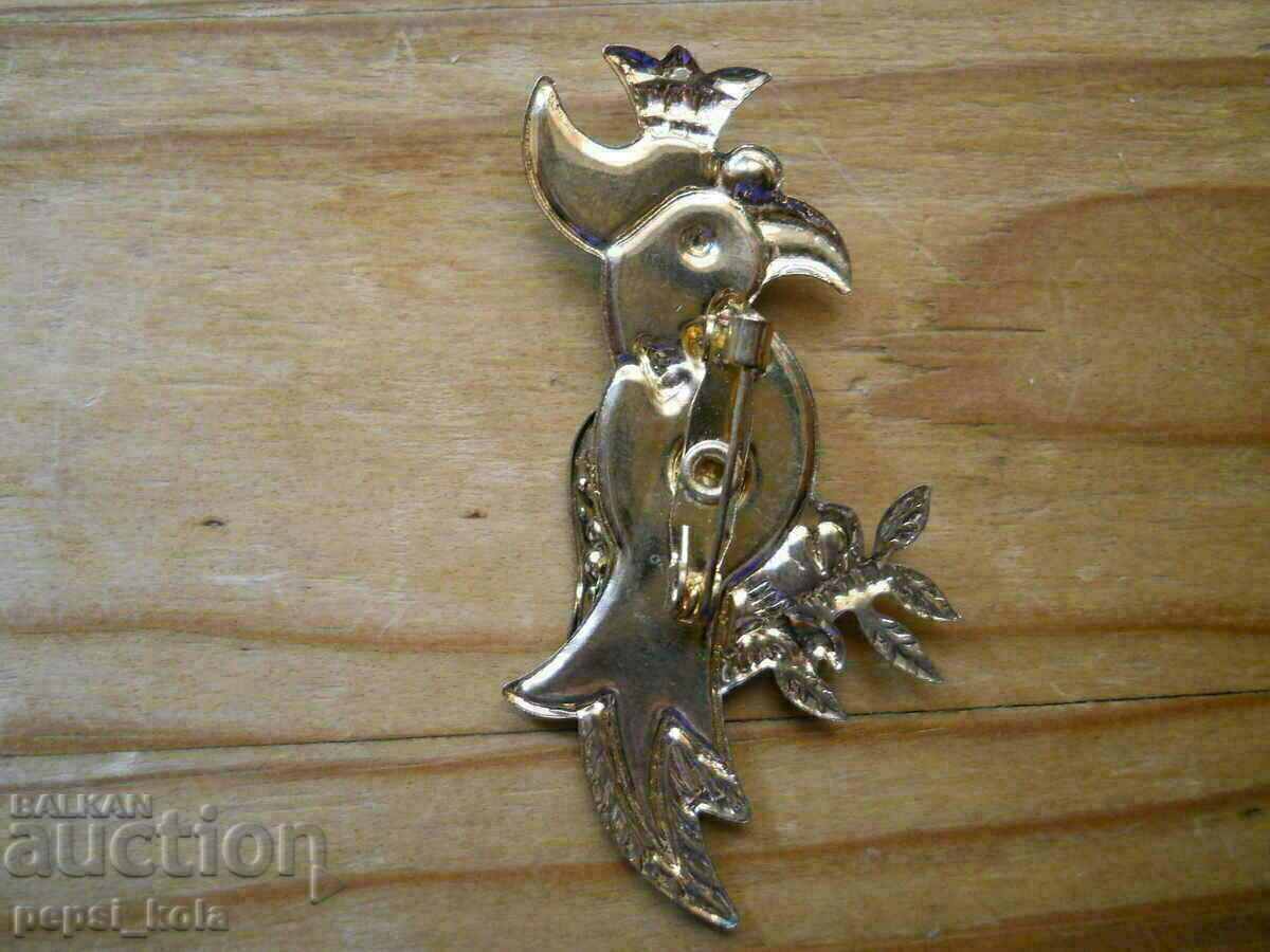 Broșă veche - papagal cu preț € 6.00 | 11.73 BGN