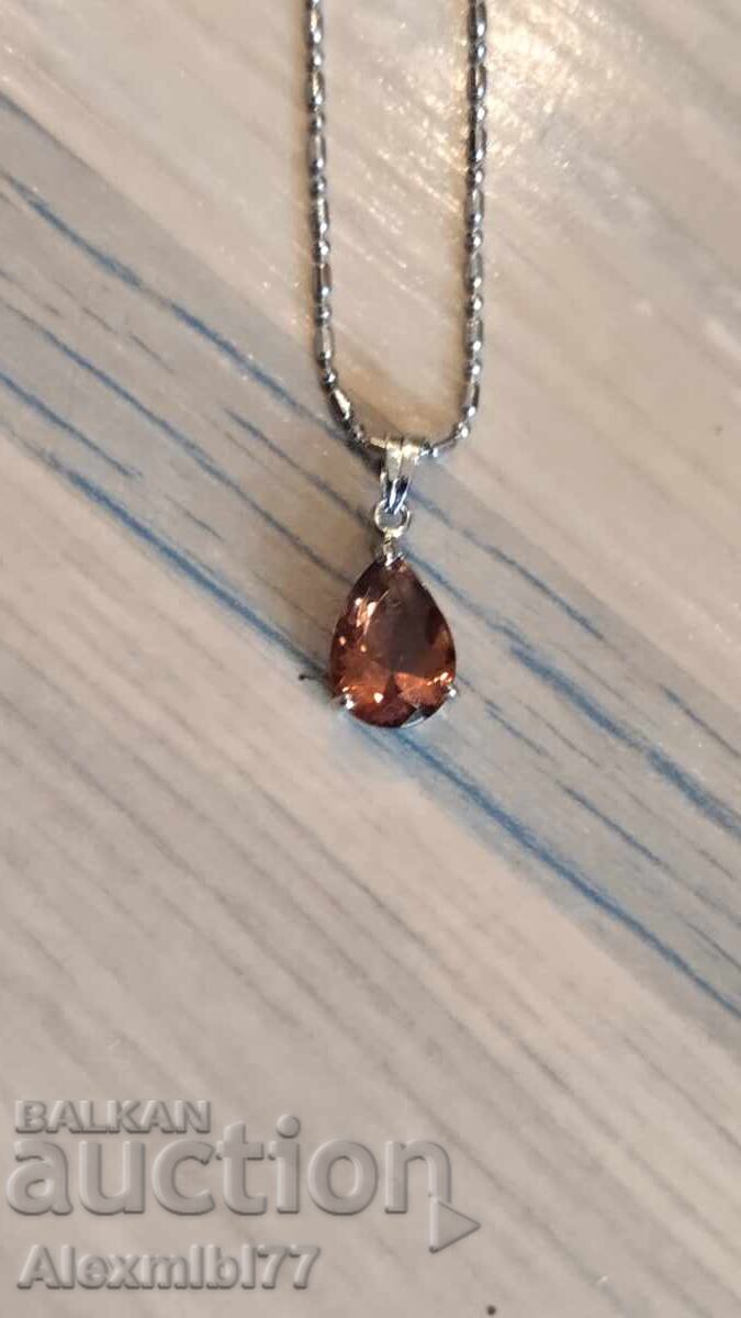 Livrarea Set bijuterii, accesorii - Coliere, inele, brelocuri Livrarea Set bijuterii, accesorii - Coliere, inele, brelocuri