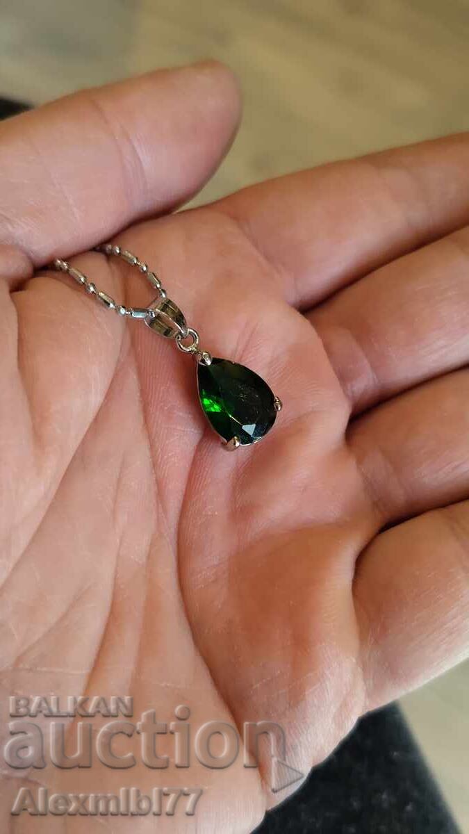 Set bijuterii, accesorii - Coliere, inele, brelocuri - 5 Set bijuterii, accesorii - Coliere, inele, brelocuri - 5