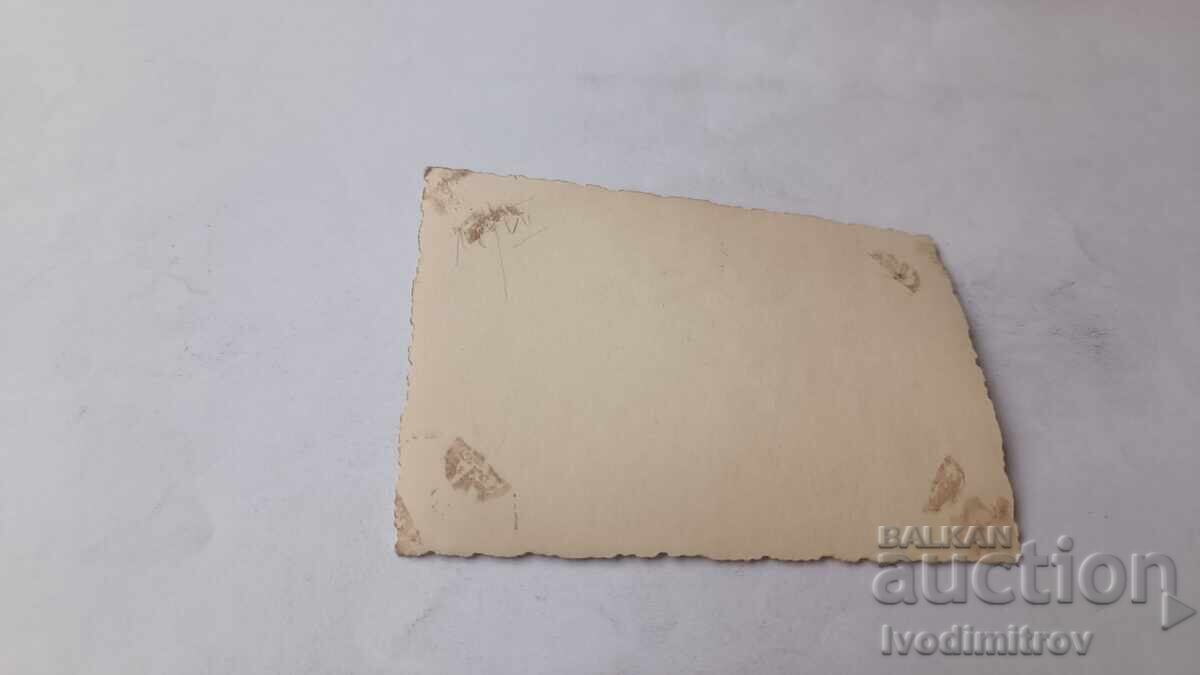 Φωτογραφία Αξιωματικοί και στρατιώτες στο λιβάδι με τιμή € 1.15 | 2.25 BGN