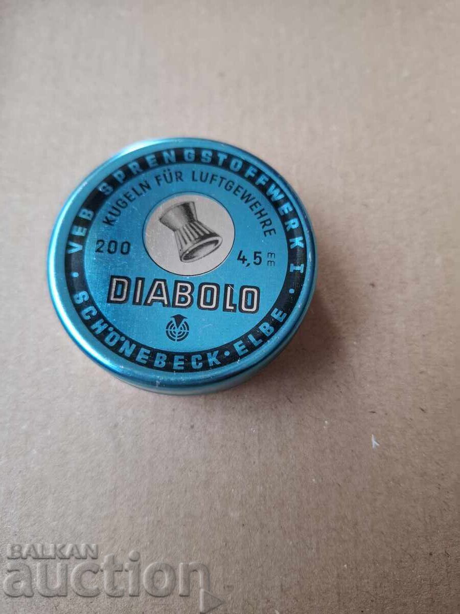 СЪЧМИ ЧАШКИ ЗА ВЪЗДУШНА ПУШКА