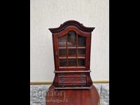 Уникална антикварна английска дървена витринка махагон