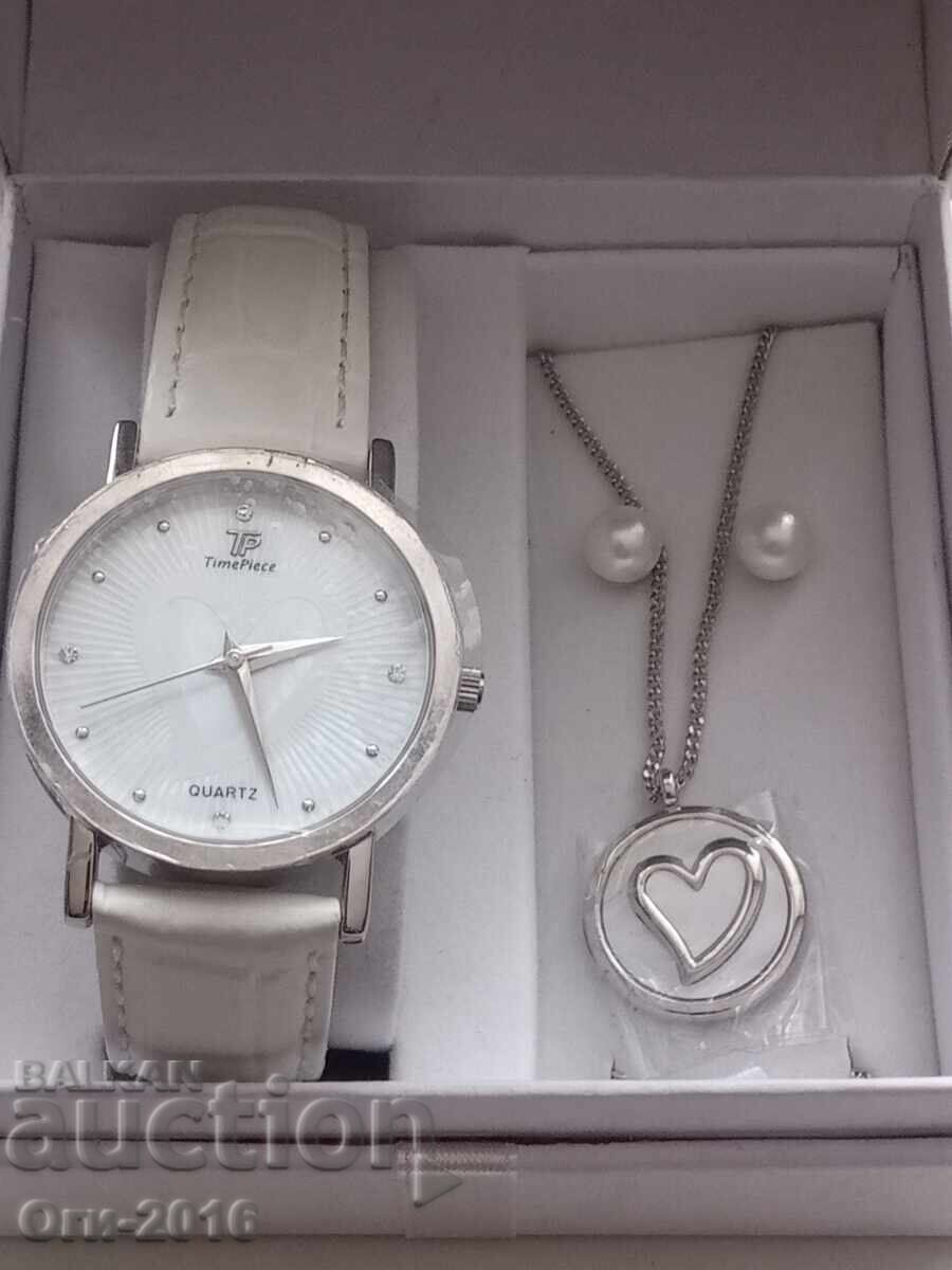 Δημοπρασία Κοστούμι για κυρίες TIME PIECE ρολόι, κολιέ και σκουλαρίκια Δημοπρασία Κοστούμι για κυρίες TIME PIECE ρολόι, κολιέ και σκουλαρίκια