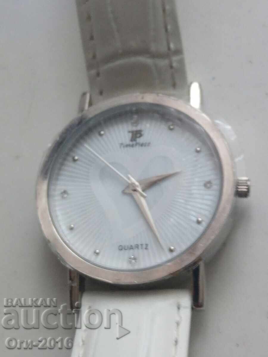 Κοστούμι για κυρίες TIME PIECE ρολόι, κολιέ και σκουλαρίκια Κοστούμι για κυρίες TIME PIECE ρολόι, κολιέ και σκουλαρίκια