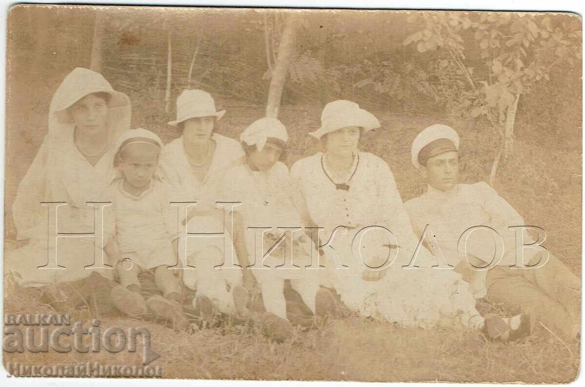 191? FOTOGRAFIE VECHE FEMEIE-COPII EXCURSIE ÎN ALB E766 191? FOTOGRAFIE VECHE FEMEIE-COPII EXCURSIE ÎN ALB E766