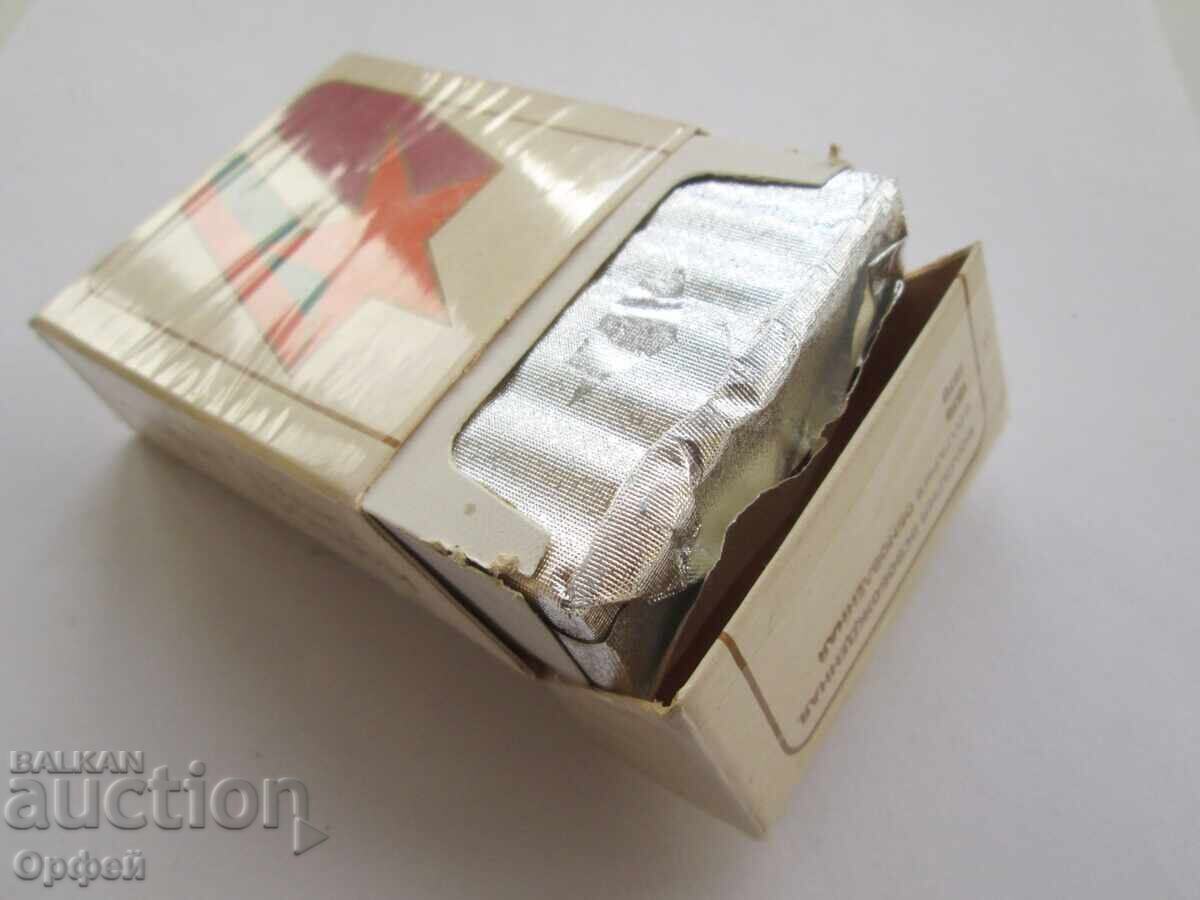 NRB Soc Foarte rară cutie veche de țigări pentru export URSS - 5
