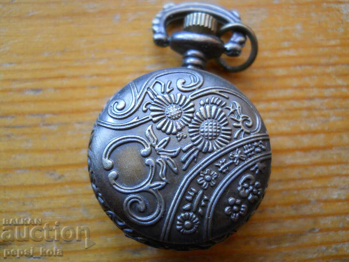 Licitație Ceas de buzunar cuarț pentru femei