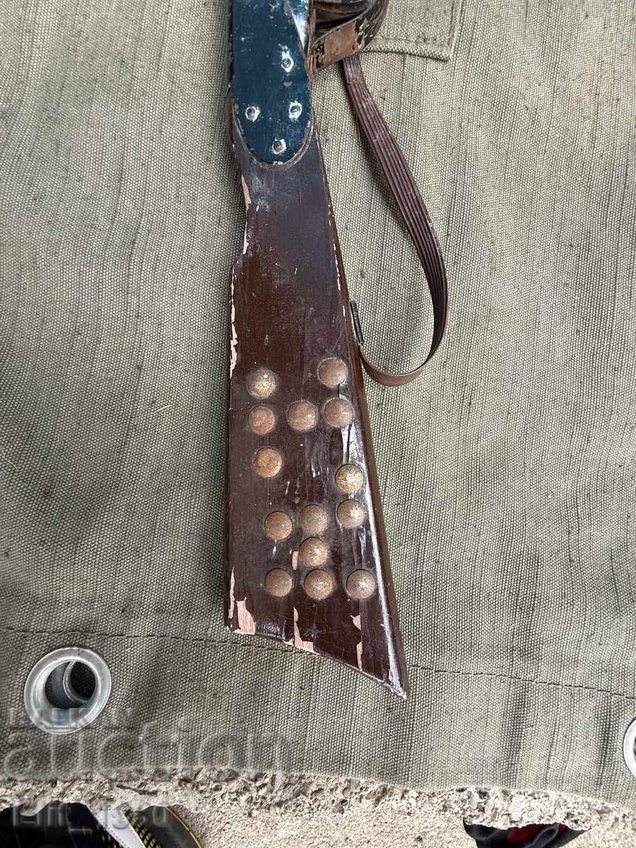 Аукцион Стара детска ловна пушка Аукцион Стара детска ловна пушка