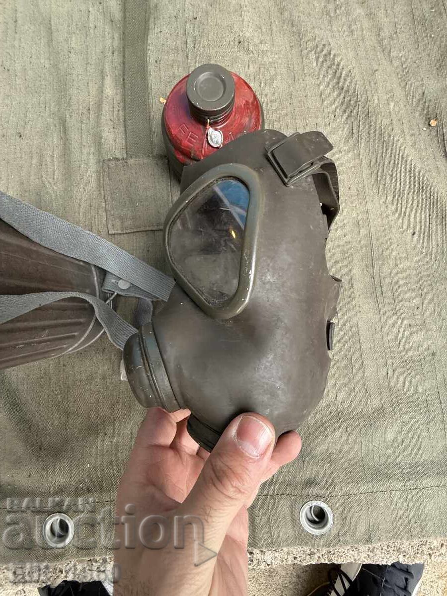 Auction  German gas mask