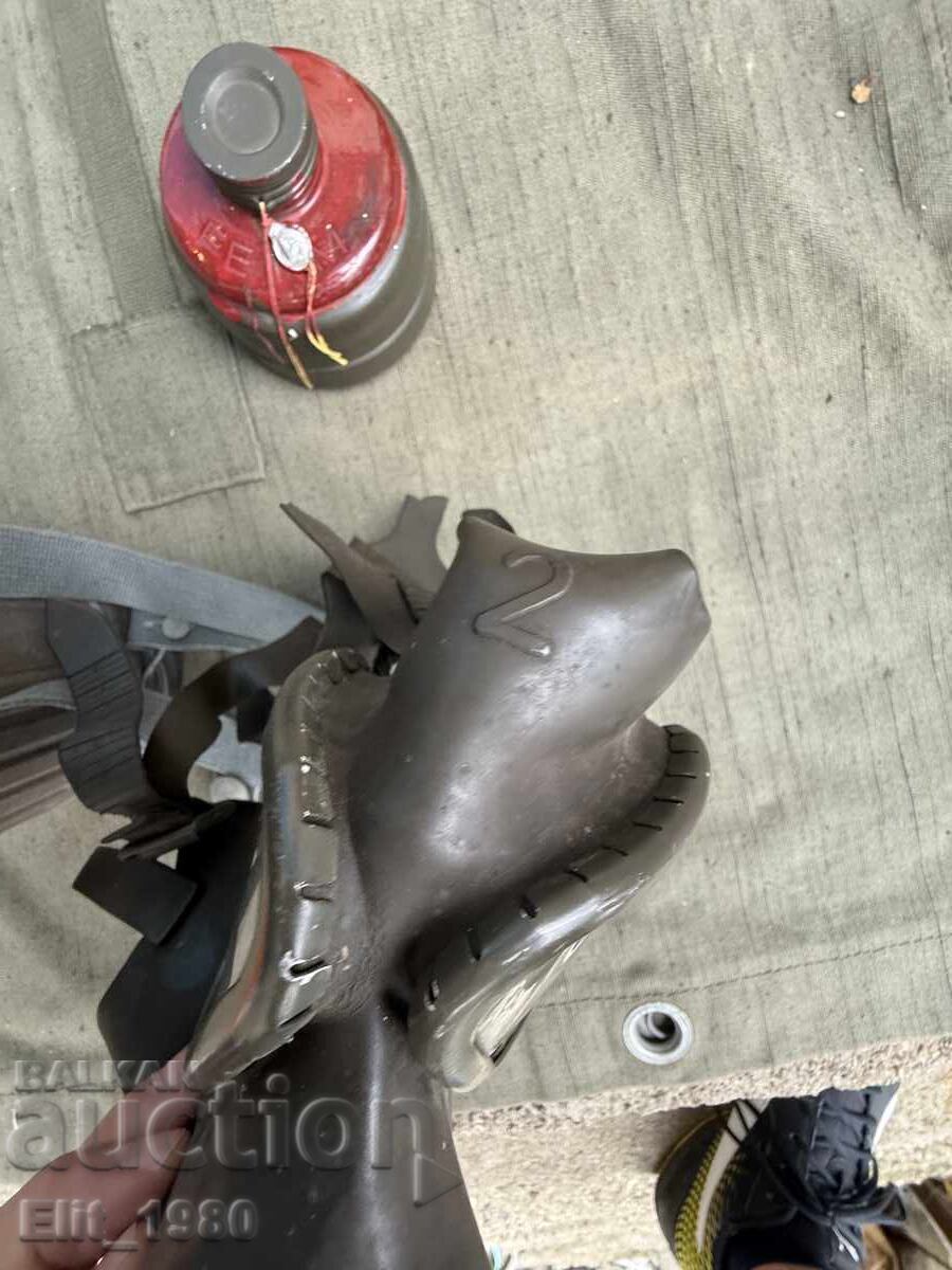 Delivery of German gas mask