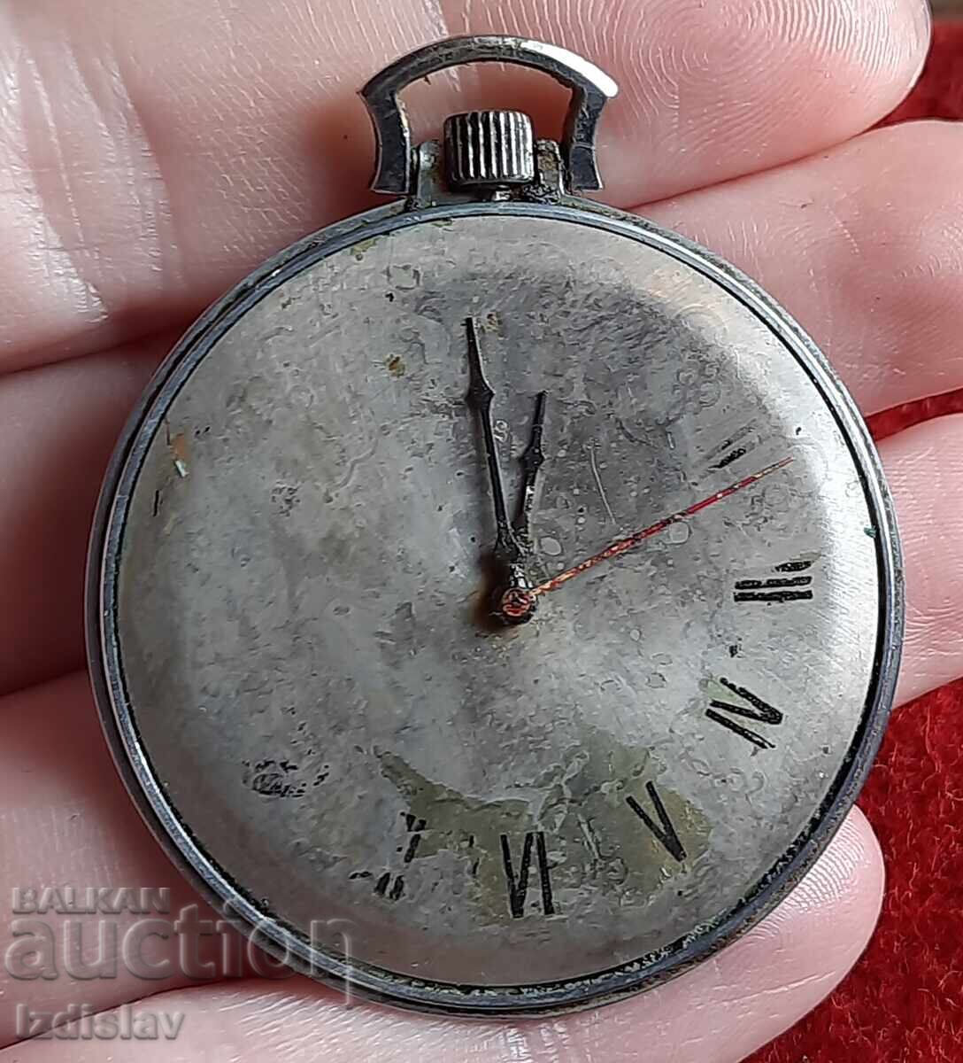 Livrarea Ceas de buzunar sovietic pentru piese Livrarea Ceas de buzunar sovietic pentru piese