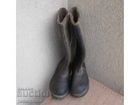 Παλιά Βουλγάρικα στρατιωτικά άρβυλα φρουράς με τσιγκέλια