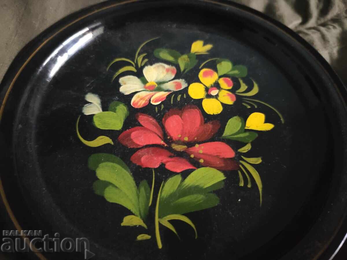 метална рисувана чиния СССР с цена € 40.00 | 78.23 лв.