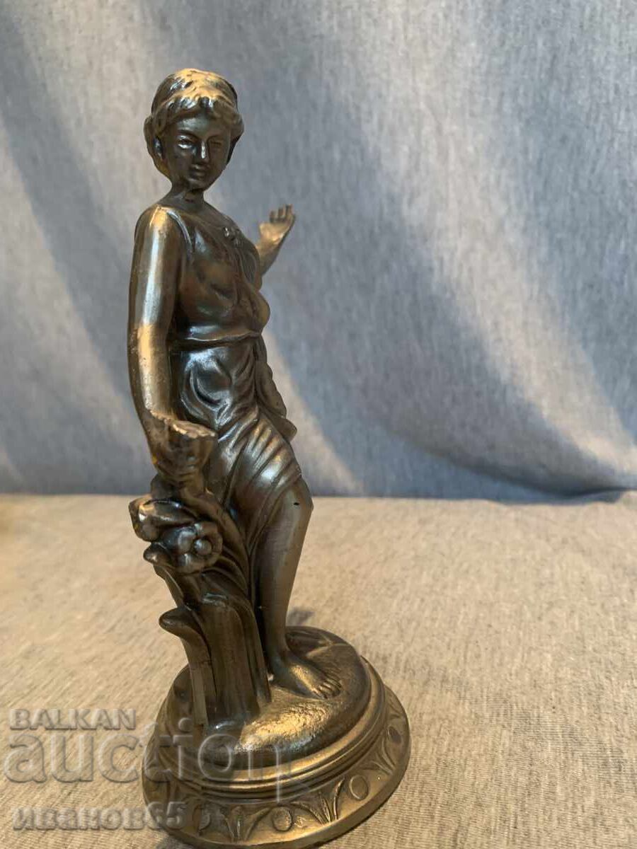 figurine figure with price € 32.00 | 62.59 BGN