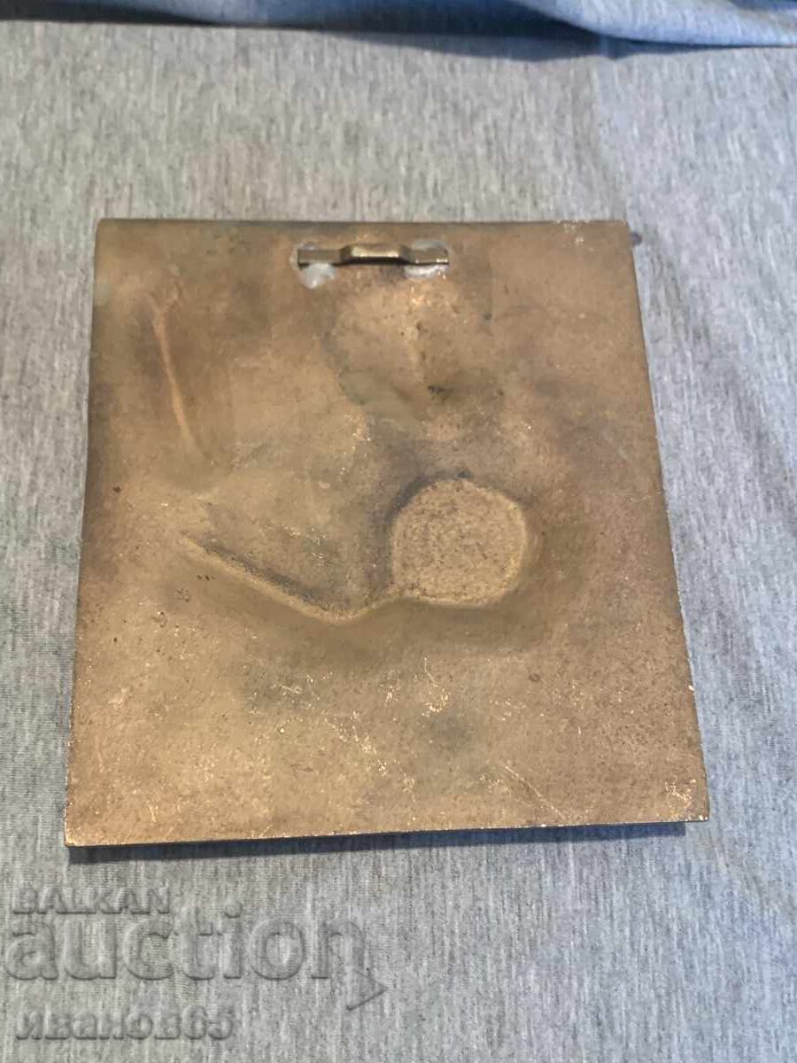 Доставка на бронзов релефен плакет на философ