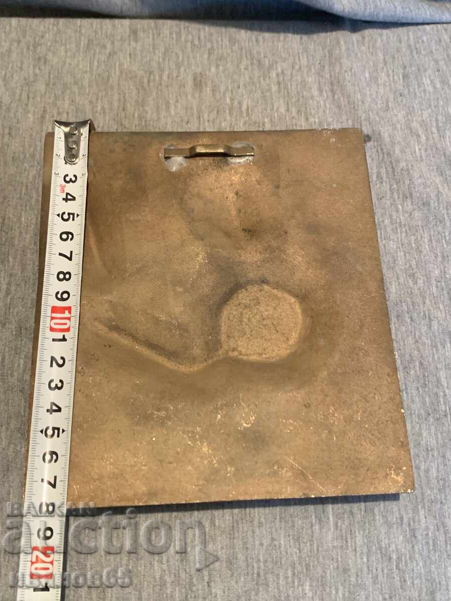 бронзов релефен плакет на философ - 5