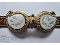 Unice paftale renascentiste cu aurire