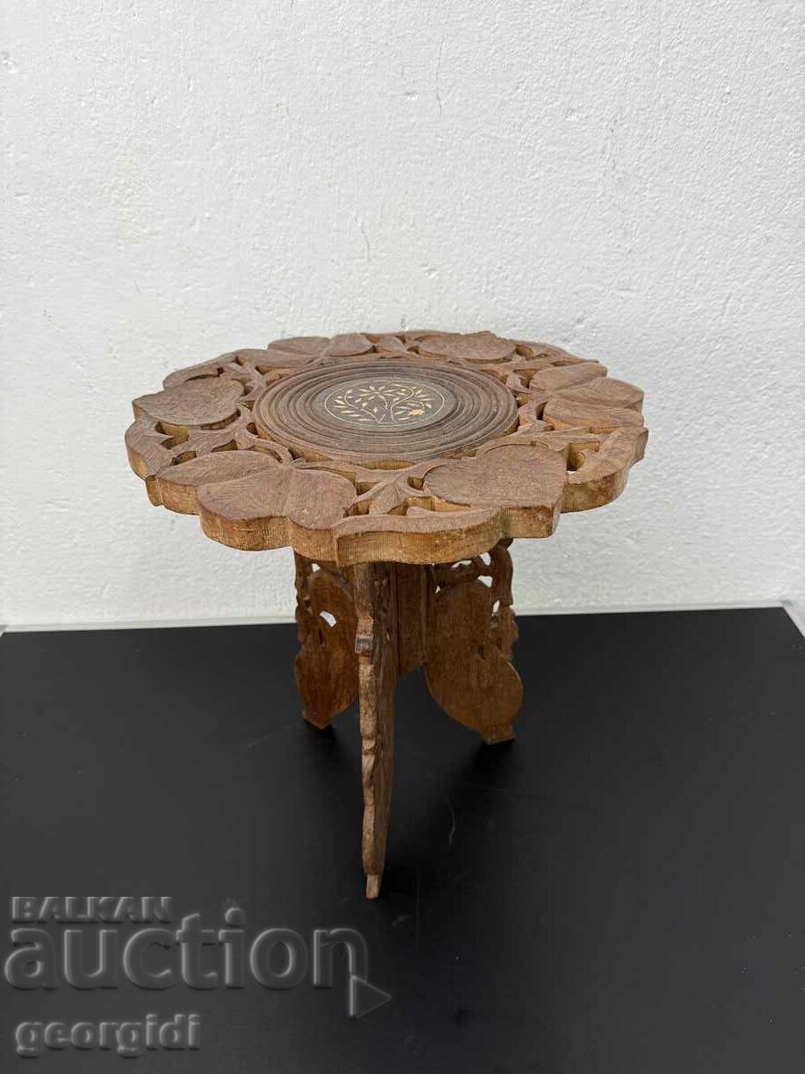 Сгъваема резбована маса / масичка / поставка. №7825 Сгъваема резбована маса / масичка / поставка. №7825