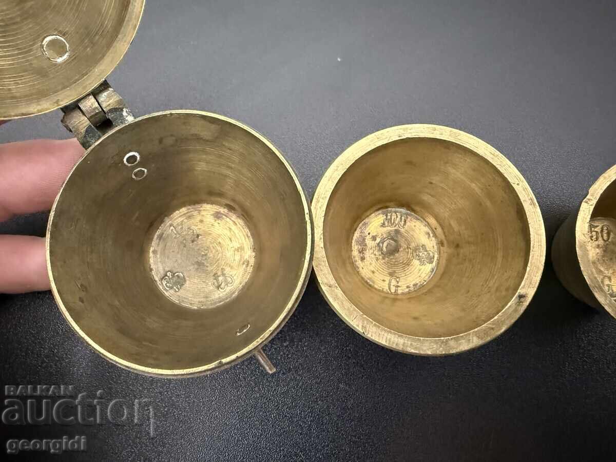 Δημοπρασία Σετ χάλκινων βαρών φωλιάς. №7827 Δημοπρασία Σετ χάλκινων βαρών φωλιάς. №7827