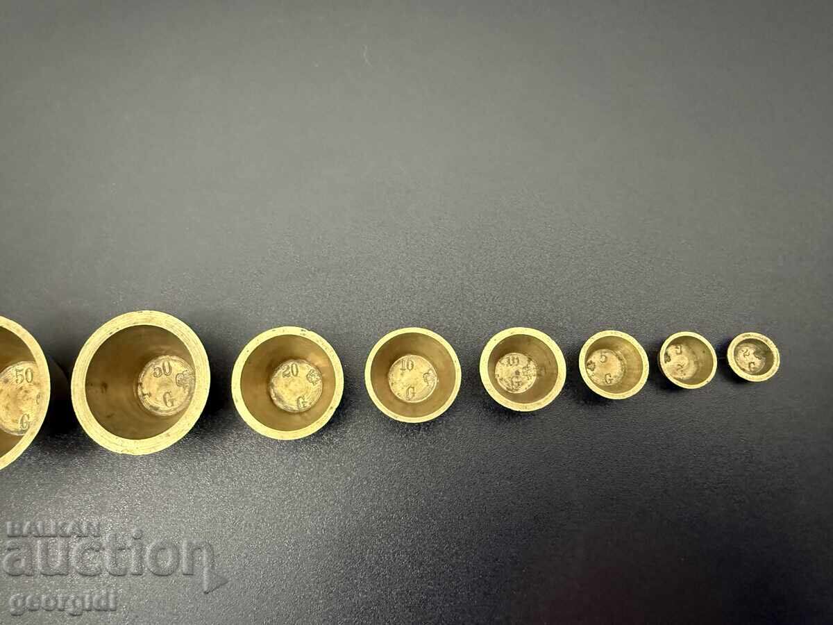 Παράδοση Σετ χάλκινων βαρών φωλιάς. №7827 Παράδοση Σετ χάλκινων βαρών φωλιάς. №7827