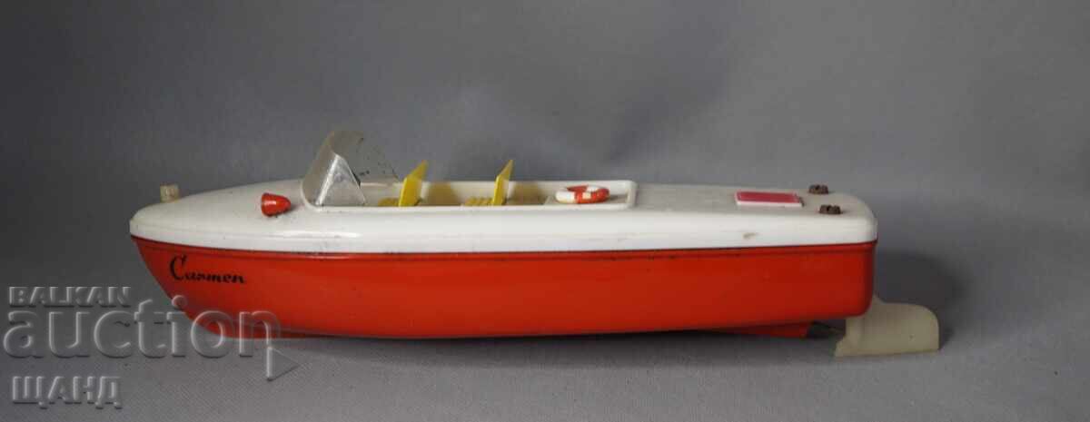 Jucărie veche germană din plastic, model barcă cu motor
