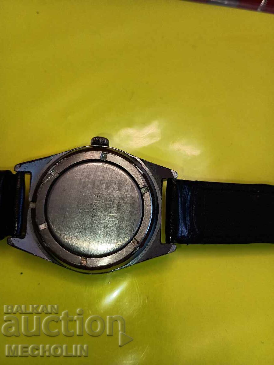 Παράδοση Συλλεκτικό Ρολόι Raketa