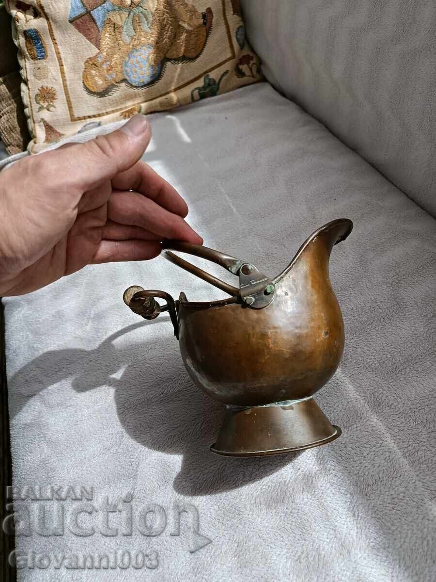 Медна кана кашпа