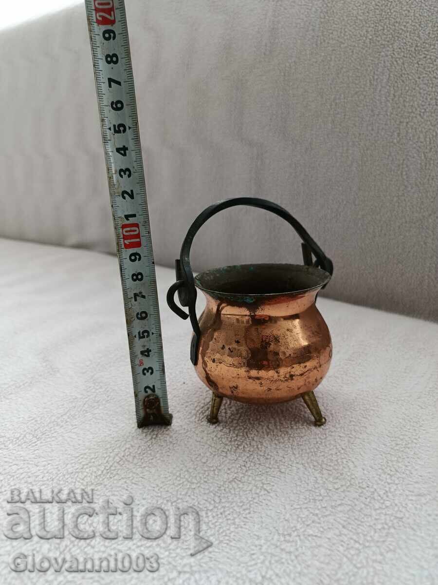 Стар меден съд с цена € 32.00 | 62.59 лв.