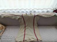 Πουκάμισο με κρόσσια