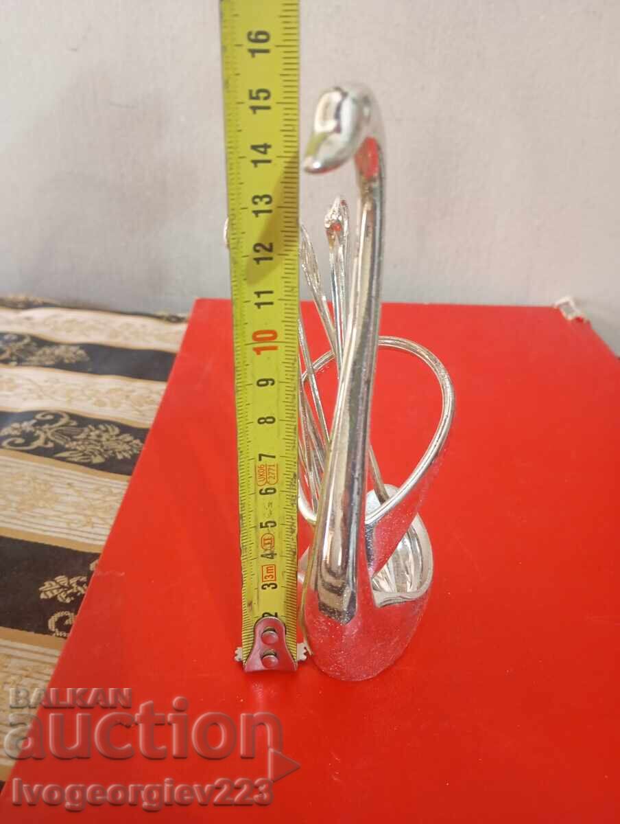 Посребрен лъжичник - Лебед с цена € 14.00 | 27.38 лв.