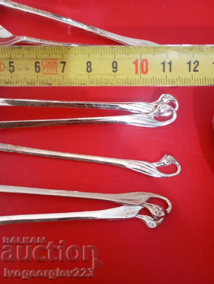 Доставка на Посребрен лъжичник - Лебед