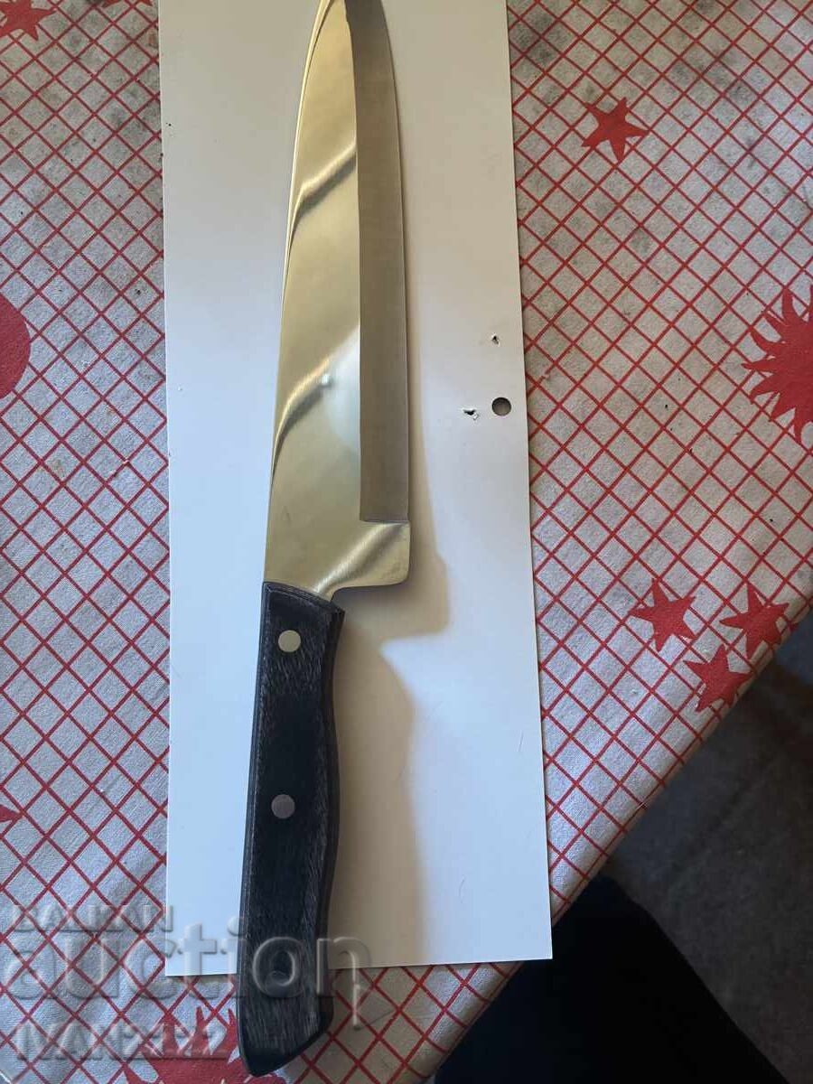 Аукцион Продавам нож