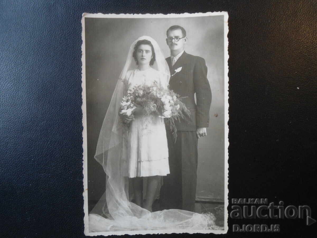 Fotografie veche, Amintire de la nuntă