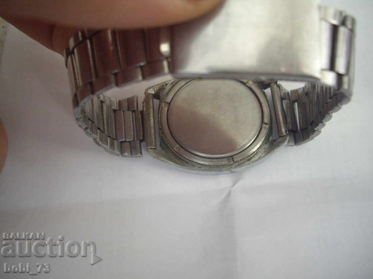 Old Russian men's wristwatch with price € 10.00 | 19.56 BGN