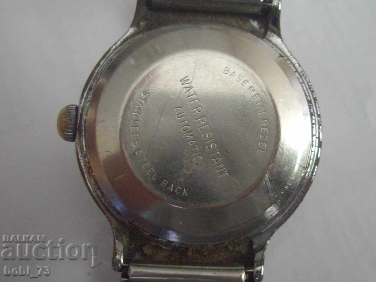 Аукцион Стар автоматичен часовник.