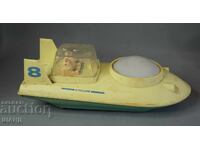 Стара Руска пластмасова космическа играчка модел луноход