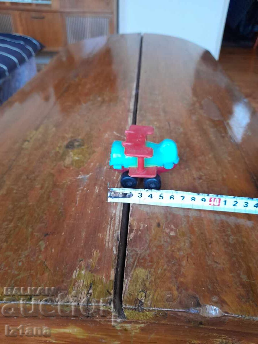 Ένα παλιό παιδικό παιχνίδι, ένα αεροπλάνο - 6