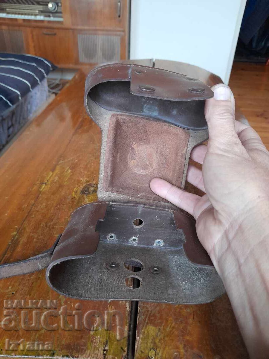 Стар калъф за фотоапарат - 5